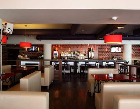 Restaurants and delis