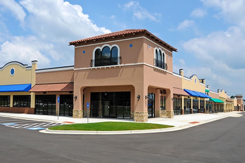 Convenience & service retail construction